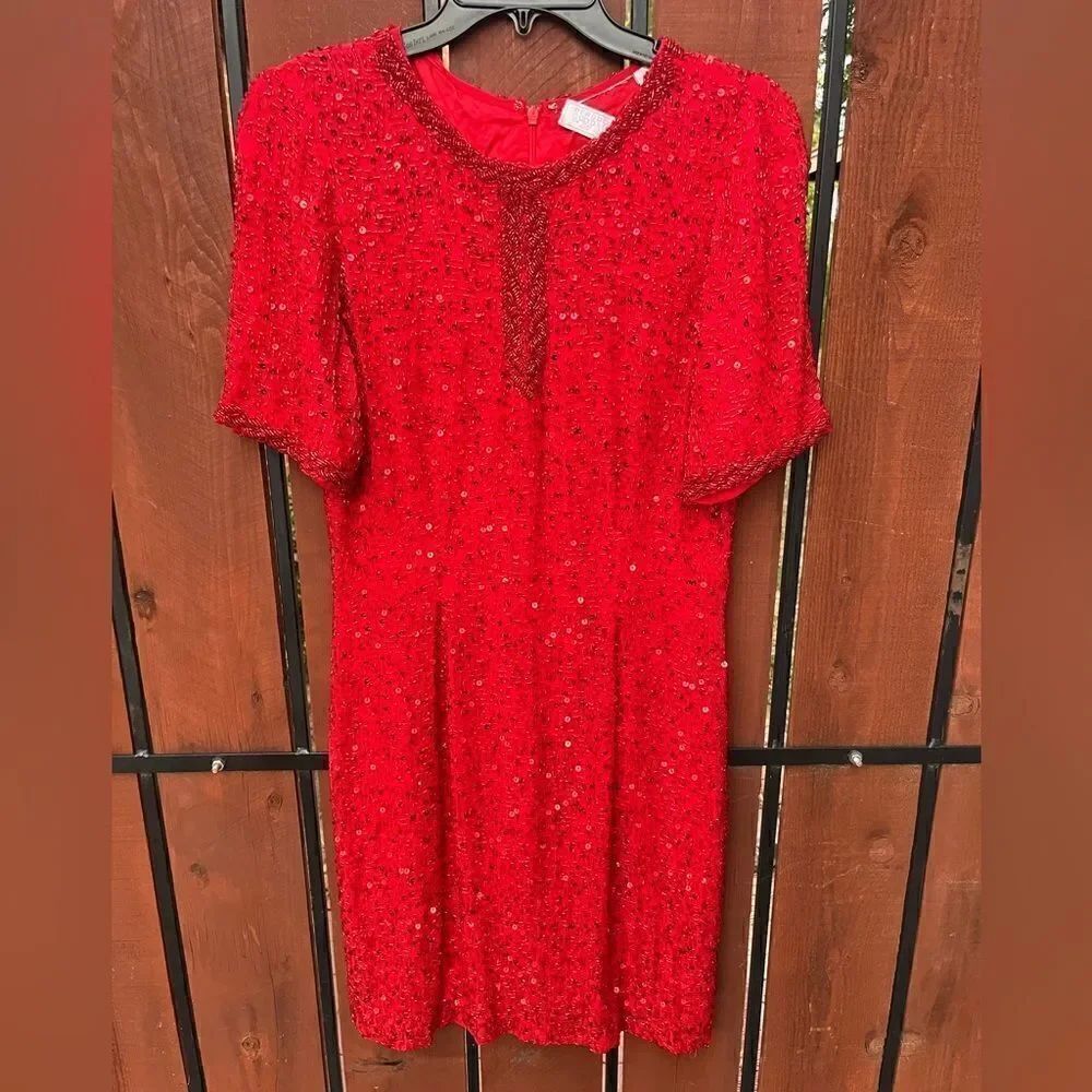 BERGDORF GOODMAN vintage formal beaded dress red size 10